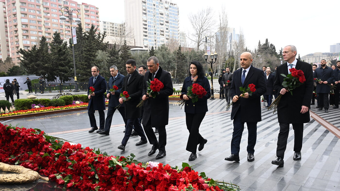 DTA əməkdaşları və turizm ictimaiyyəti “Ana harayı” abidəsini ziyarət edib