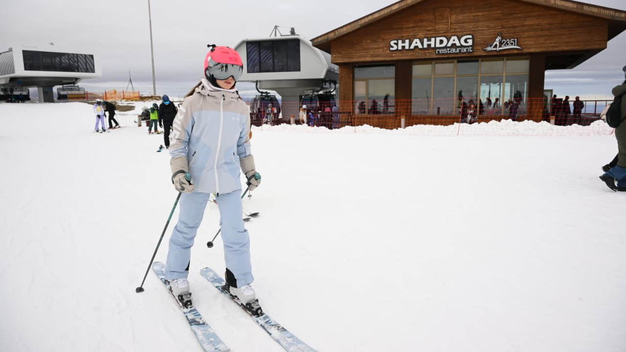 Azərbaycanda qış turizm mövsümü açıq elan olunub