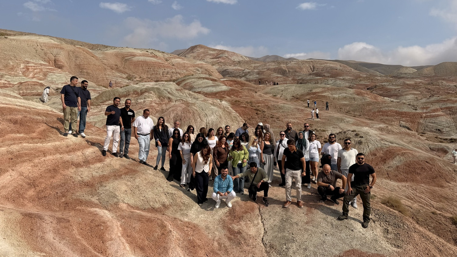 >Xızı və Şabranın turizm imkanları yerli sənaye nümayəndələrinə təqdim olunub