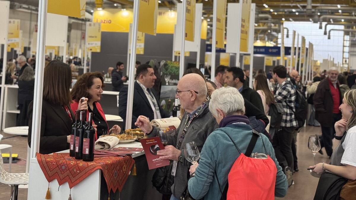 >Azerbaijan showcases its enotourism opportunities in Italy